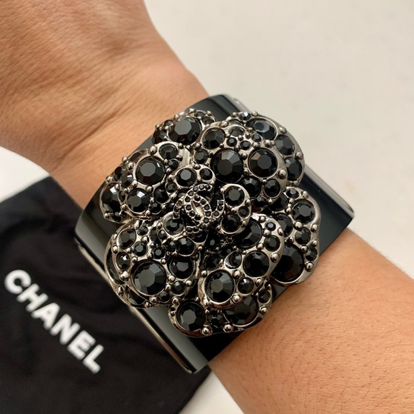 Authentic Chanel Festival Camelia Hinged Cuff - Picture 8 of 9